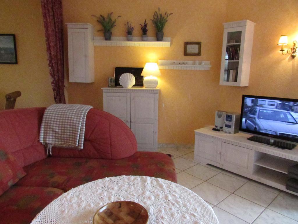 Ferienwohnung Nordsee Haus Luttenblick Whg.: Meeresrauschen Wyk auf Föhr Exterior foto